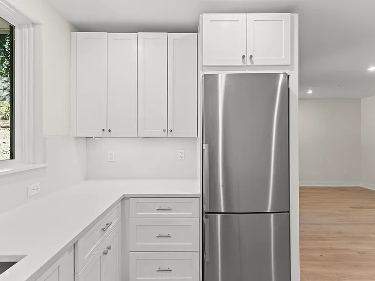 3016 Dumbarton St NW #101 — Photo 15