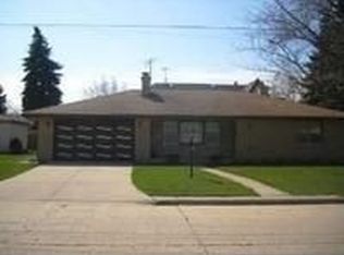 8845 Luna Ave, Morton Grove, IL 60053