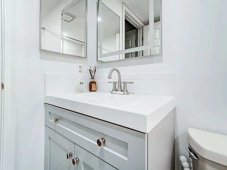 1804 Cliffview Ln — Photo 24