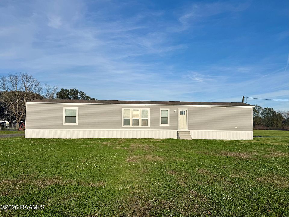 1st image of 1011 Lucien St