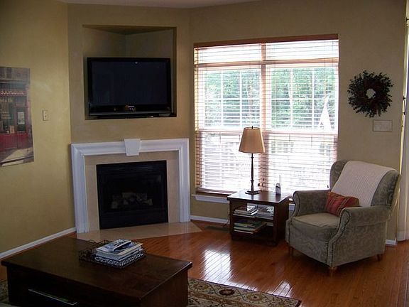 Gas Fireplace in Morning Room