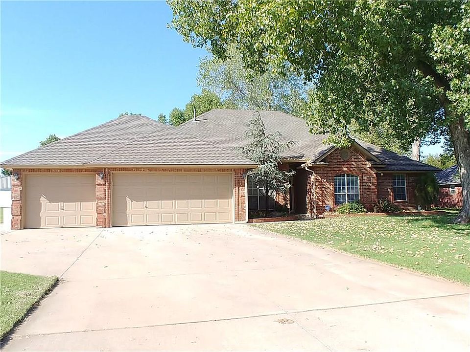 1st image of 1409 E Persimmon Ln