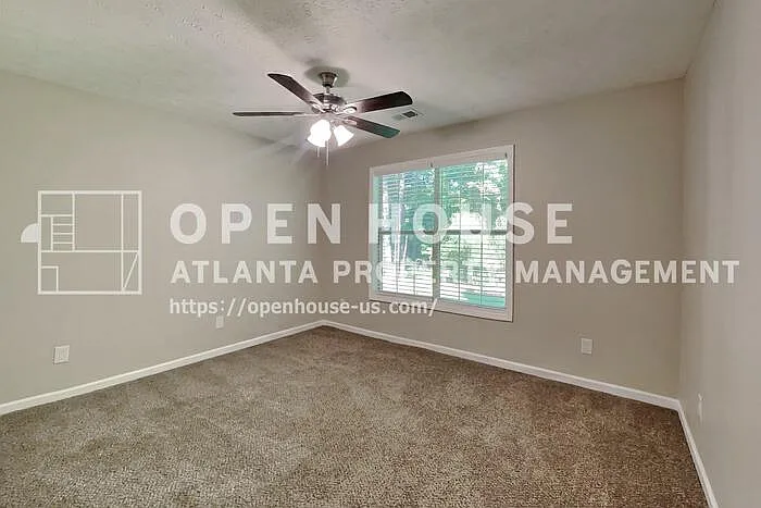 7240 Coral Lake Dr — Photo 16