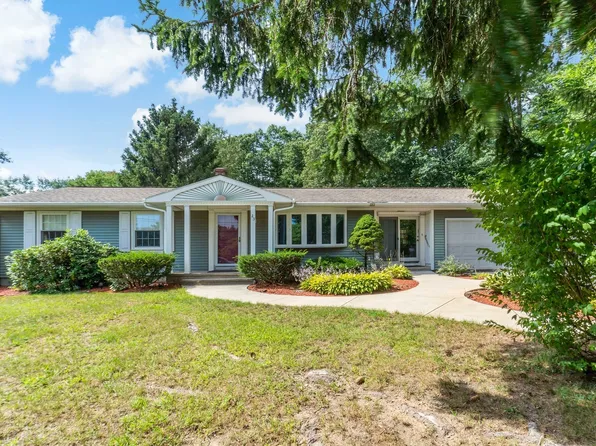 23 Colonial Way, Rehoboth, MA 02769