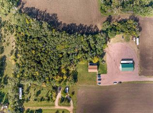 724 Matts Blvd, Springfield, SD 57062