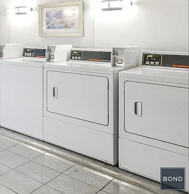 Rented by Bond New York | media 31