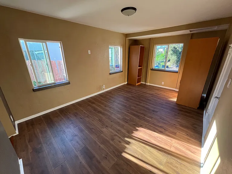 5261 San Jacinto Pl — Photo 3