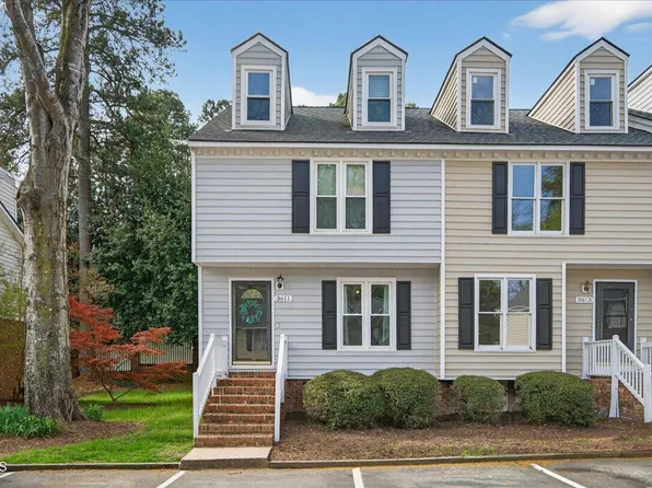 3611 Plumbridge Ct, Raleigh, NC 27613