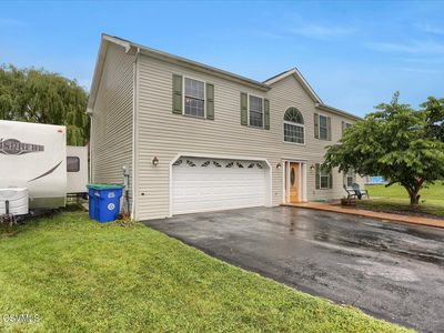 208 Meadowlark Ln, Mifflinburg, PA, 17844
