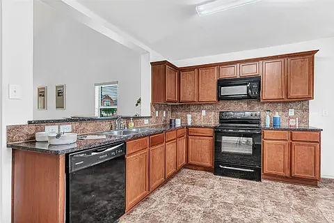 113 Forest Grv S — Photo 21