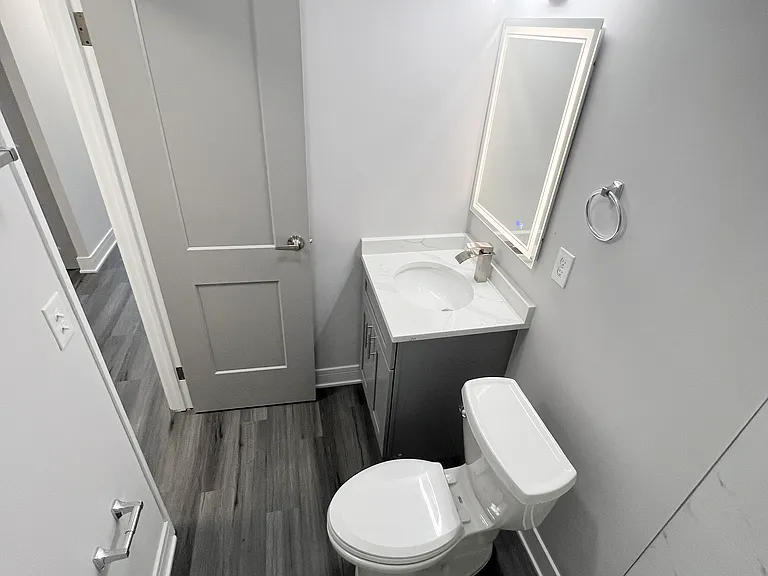 8348 W Catherine Ave #500 — Photo 28