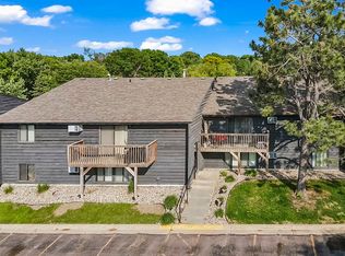 117 E Twin Oaks Rd #3, Sioux Falls, SD 57105