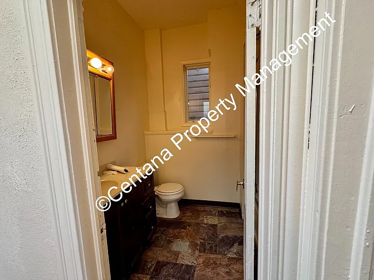 730-732 W Granite St — Photo 38