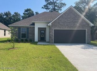 14372 Southern Elm Ave, Gulfport, MS 39503