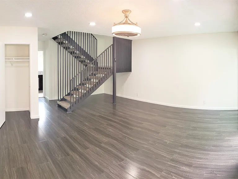 Aviation Townhomes — Photo 18