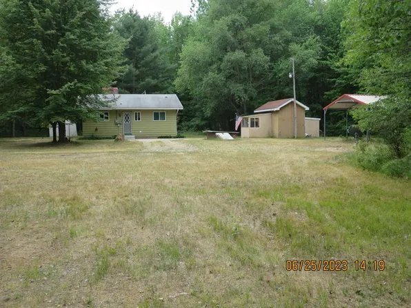 403 E South St, Lake, MI 48632