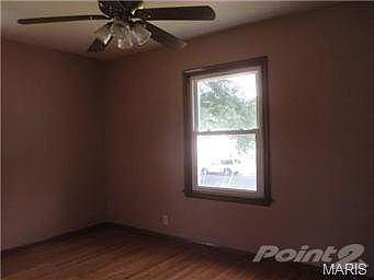 5th image of 9826 Meadow View Dr