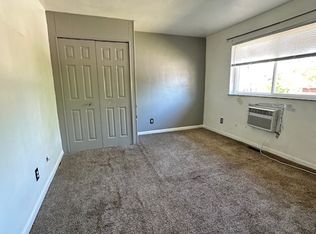 4046 Crest Dr, Dayton, OH 45416
