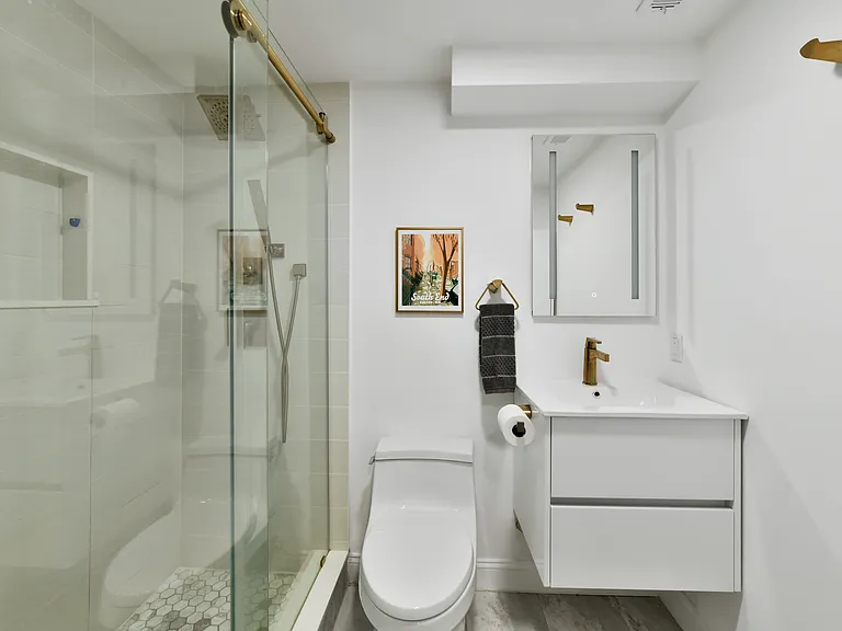 77 Waltham St #2A — Photo 8