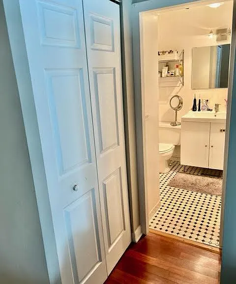1255 N Sandburg Ter #1008 — Photo 9