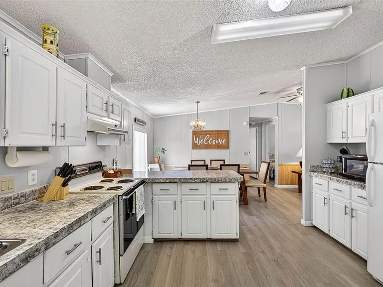 8552 W Peacock Ct — Photo 19