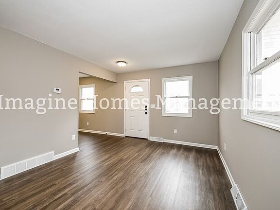 3rd image of 1296 Westlake Ave