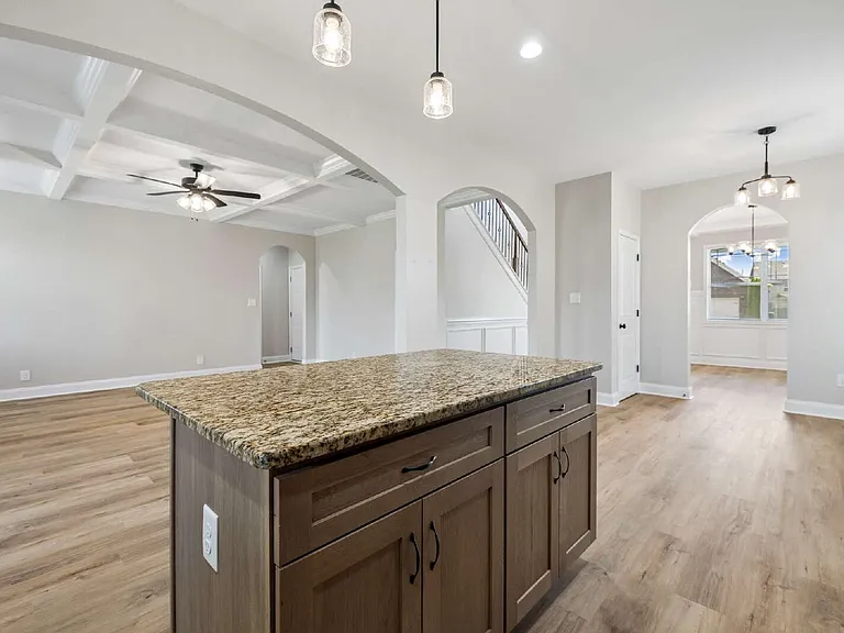 1240 Winterset Dr — Photo 18