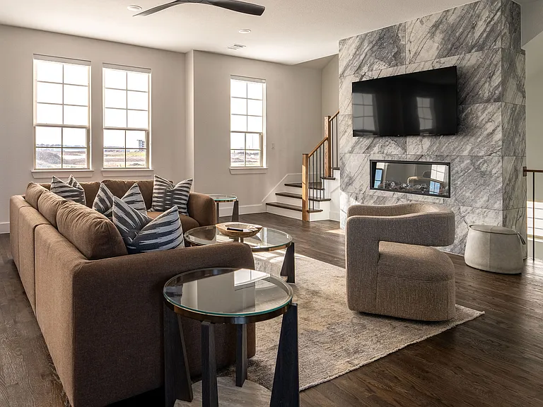 1113 Marc Pl — Photo 2