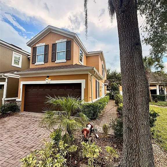 9412 Strongbark Ln — Photo 33