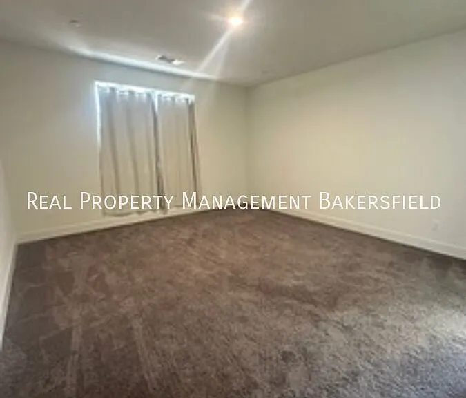 823 Brookline Ln — Photo 18