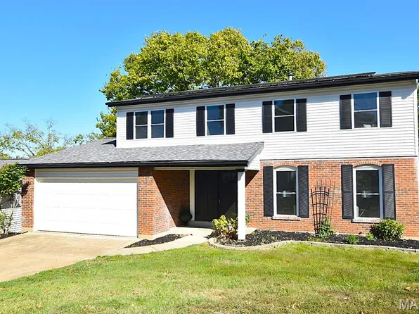 1145 Hobbs Mill Dr, Ballwin, MO 63021