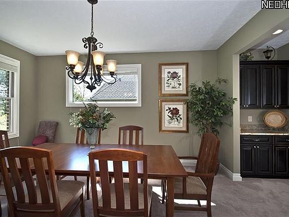 4th image of 33655 Saint Francis Dr