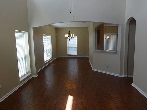 5th image of 3926 Pebble Brooke Cir
