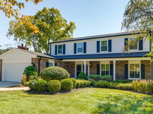 1172 Tamarack Ln, Libertyville, IL 60048