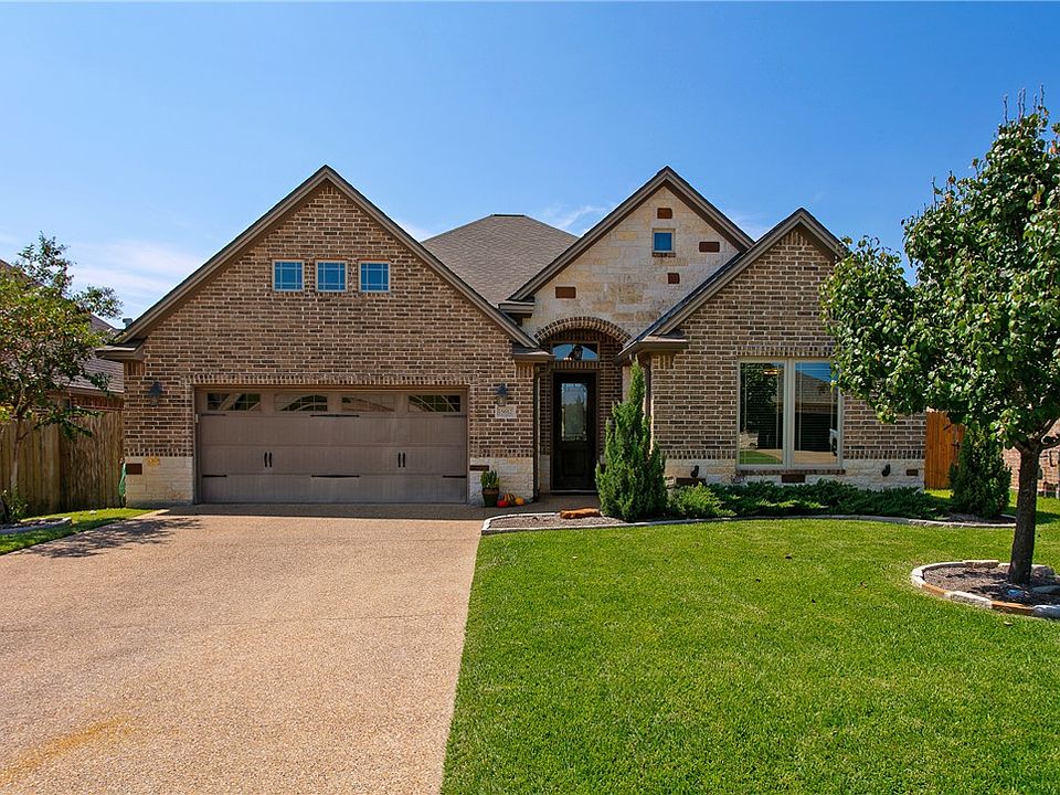 1st image of 15612 Shady Brook Ln