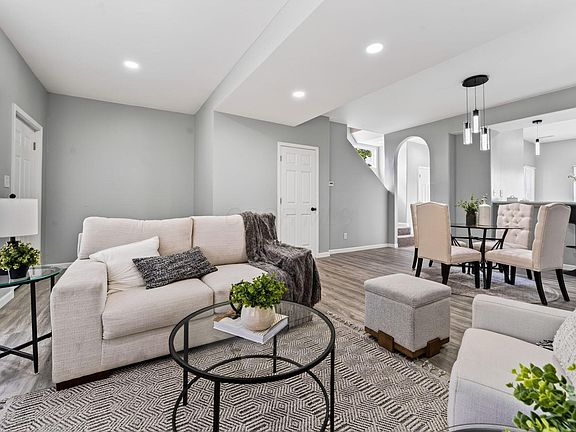 5th image of 861 Old Leonard Ave #859