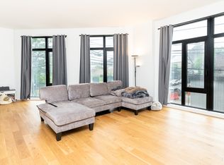 2-24 26th Ave #513, Astoria, NY 11102