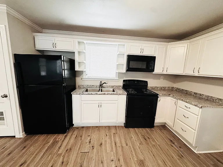 4431 Adams Ave — Photo 10