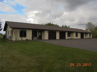 825 Hazlewood Ave UNIT 3, Rice Lake, WI 54868