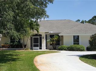 220 NE Holly Hock Ter, Jensen Beach, FL 34957