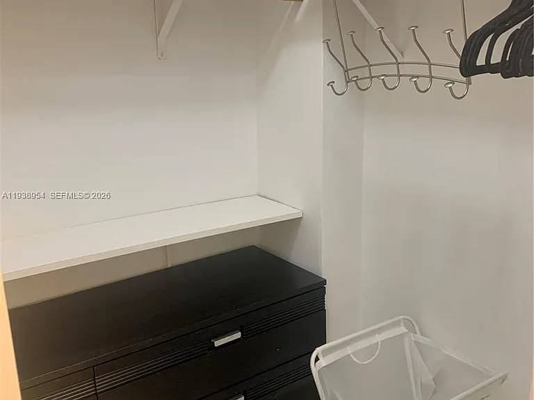 100 Lincoln Rd #805 — Photo 10