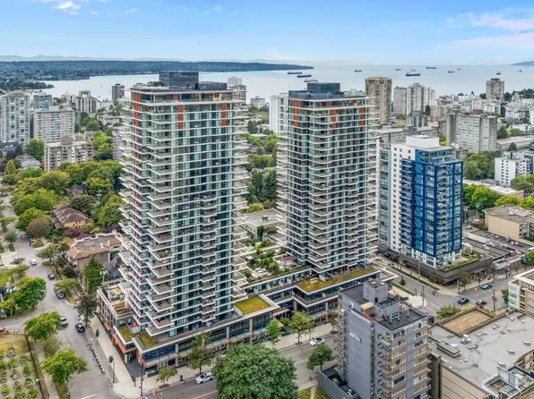 1408 Robson St #1004, Vancouver, BC V6G 1C1