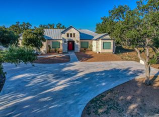 1145 Mountain Valley Dr, Concan, TX 78838