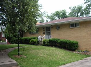 850 Sherwood Rd, Pittsburgh, PA 15221