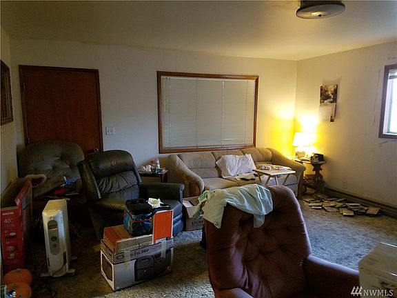 4th image of 106 Orchard Ave SE