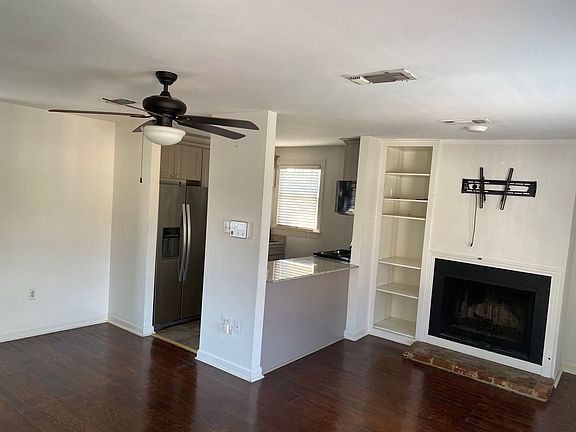 4th image of 120 Maximillian St #120