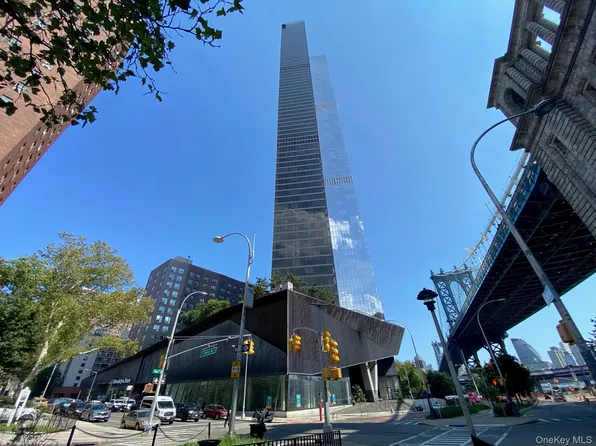 252 South Street #12G, New York (Manhattan), NY 10002