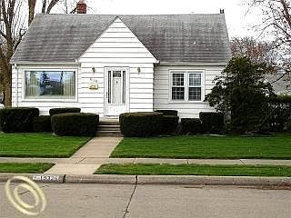 1st image of 19326 Connecticut St