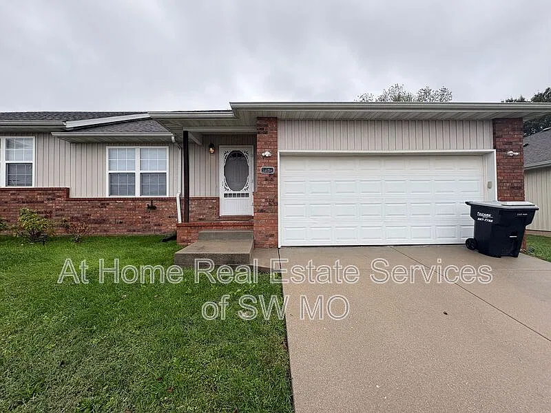 2 bed, 2.0 bath, 1000 sqft, $1,125 — Photo 1