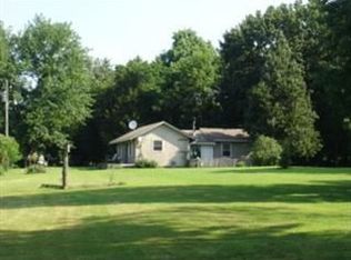 4024 State Route O, Higbee, MO 65257